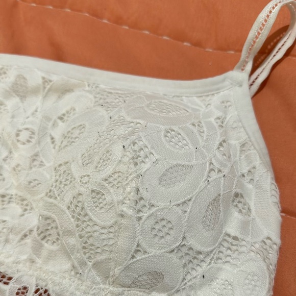 Hollister lace bodysuit - Picture 4 of 4